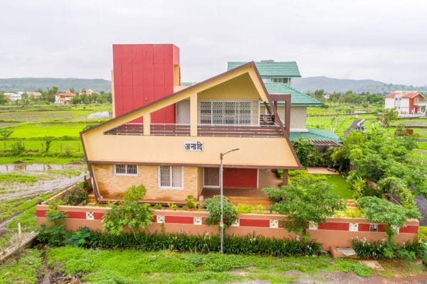 Landscaped bungalow — SVN
